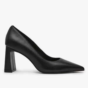 Elegant Black Women's Pumps Yorke
